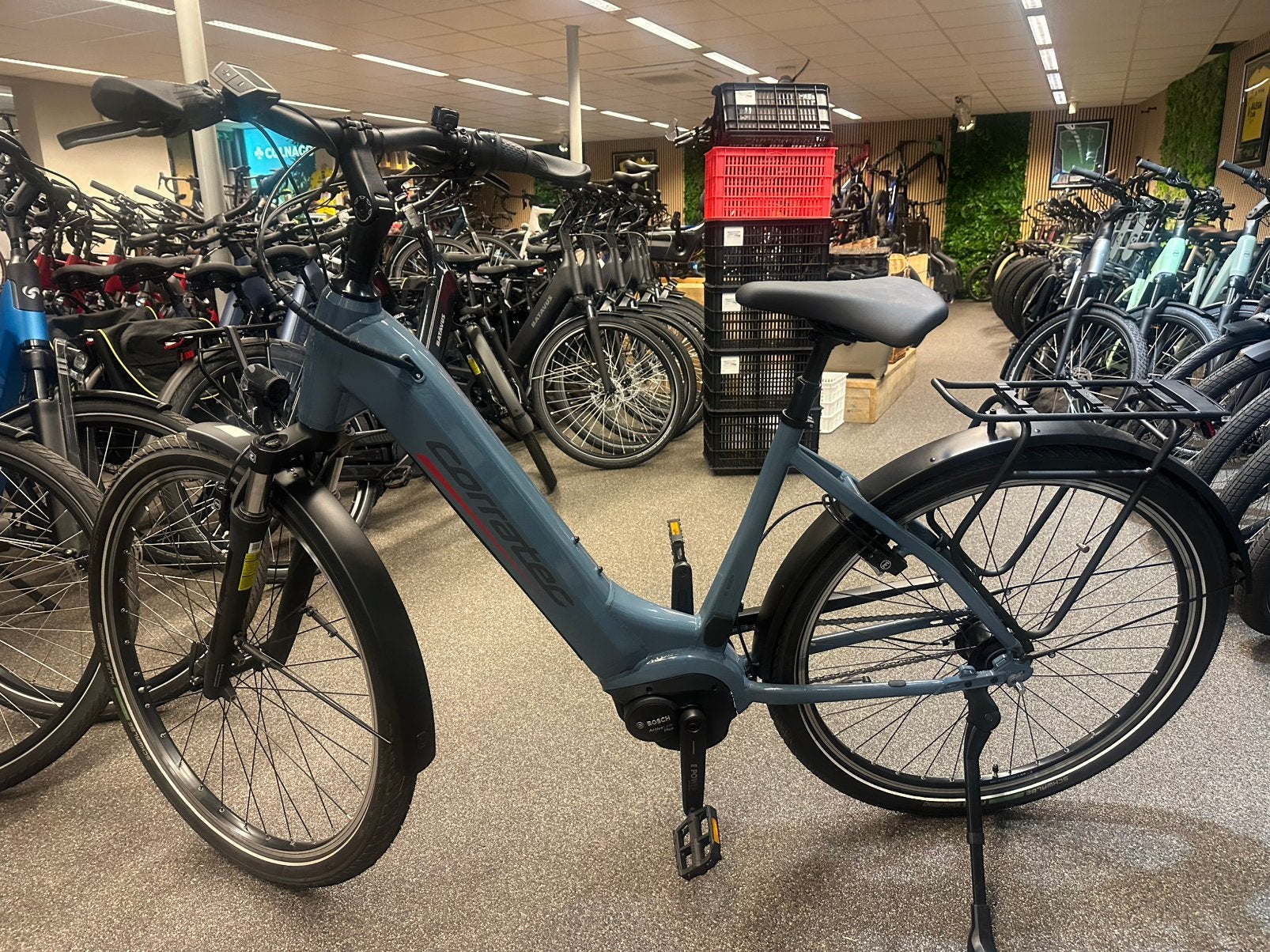 demo corratec/ bosch active plus / 18 km gereden €1650,-, Enlèvement, Neuf