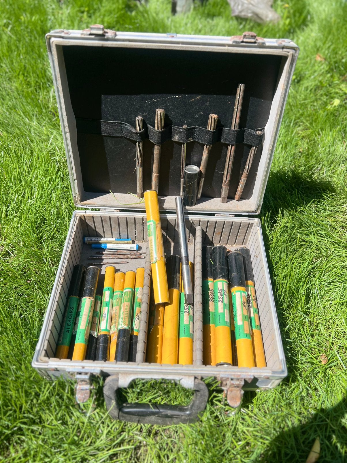 Professionele complete set Alesoirs / Ruimers - 32 stuks, Ophalen, Zo goed als nieuw