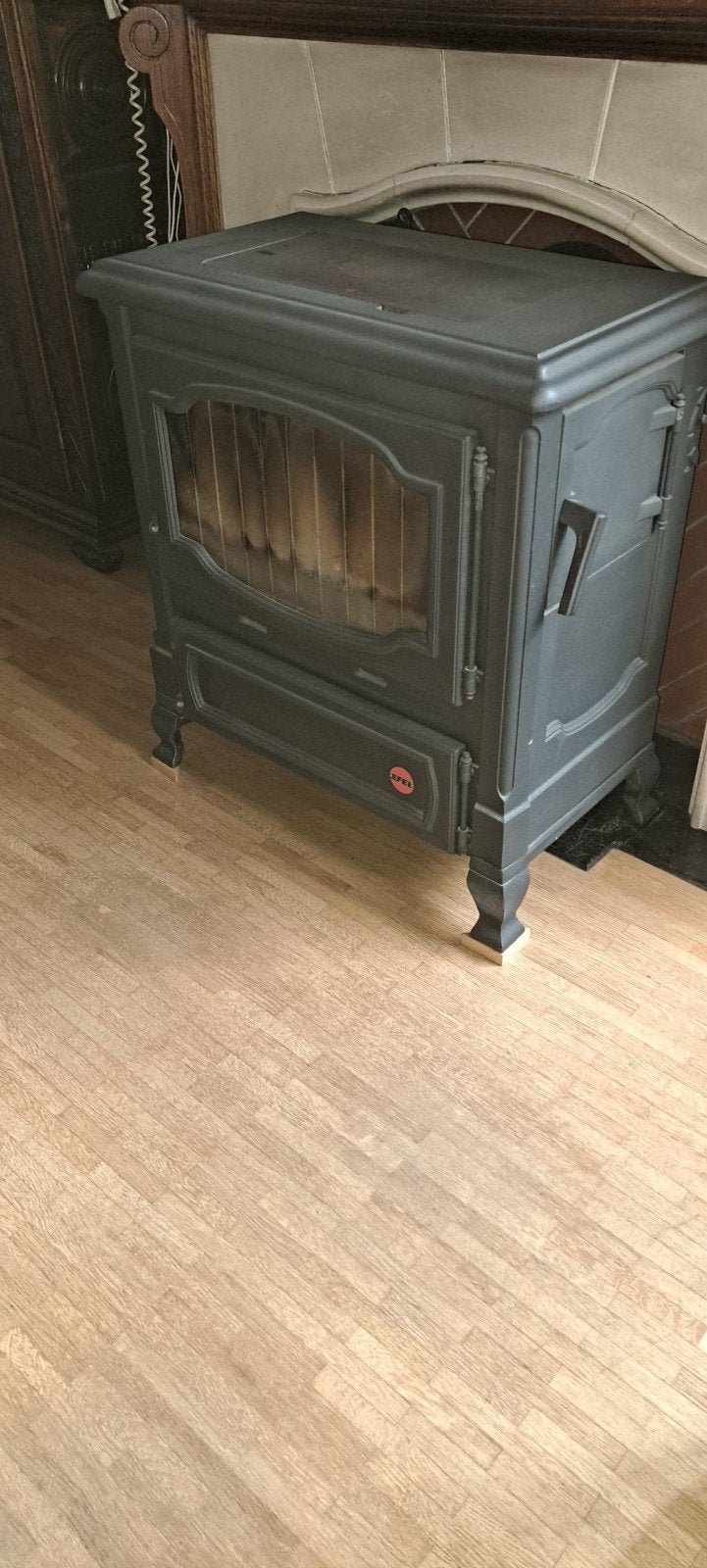 Kolen & houtkachel, Ophalen, Gebruikt, Vrijstaand, Allesbrander
