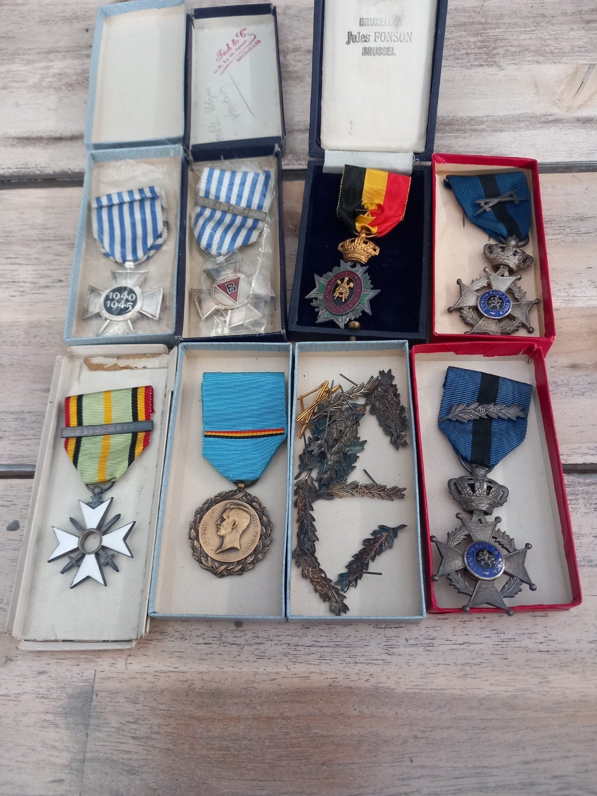 médaille, Enlèvement