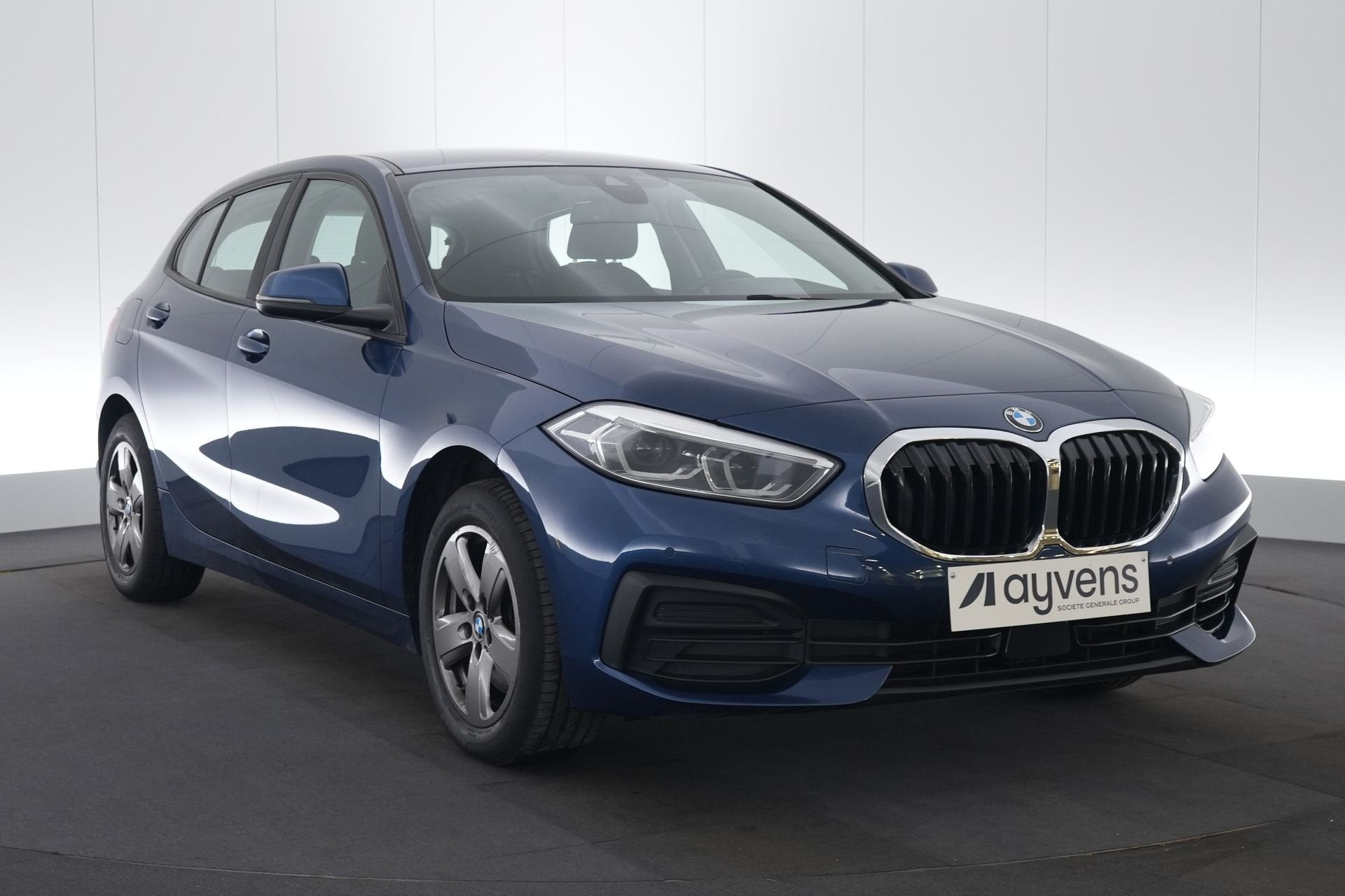 (2BUV396) BMW 1 SERIES HATCH, Auto's, Voorwielaandrijving, Gebruikt, Euro 6, Blauw