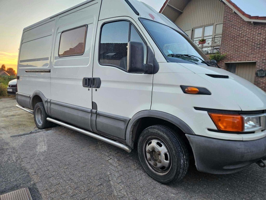 Iveco daily basic camper - lichtevracht/gekeurd voor verkoop, Auto's, Iveco, Wit, Diesel, Grijs