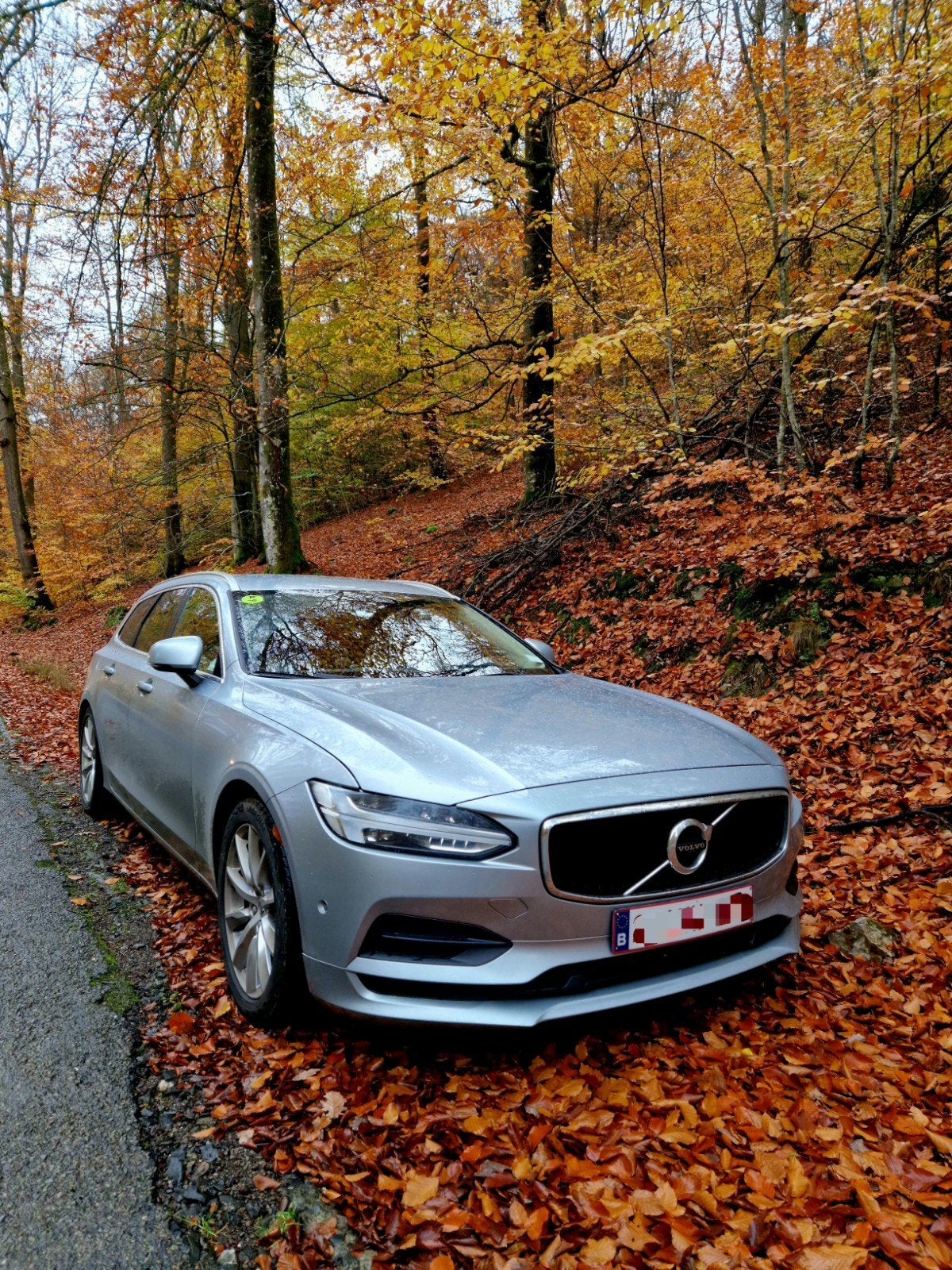 Volvo V90, Automaat , Euro 6b, 2.0L Diesel,150 PK, 2017, Autos, Cuir, Argent ou Gris, Achat, Carnet d'entretien