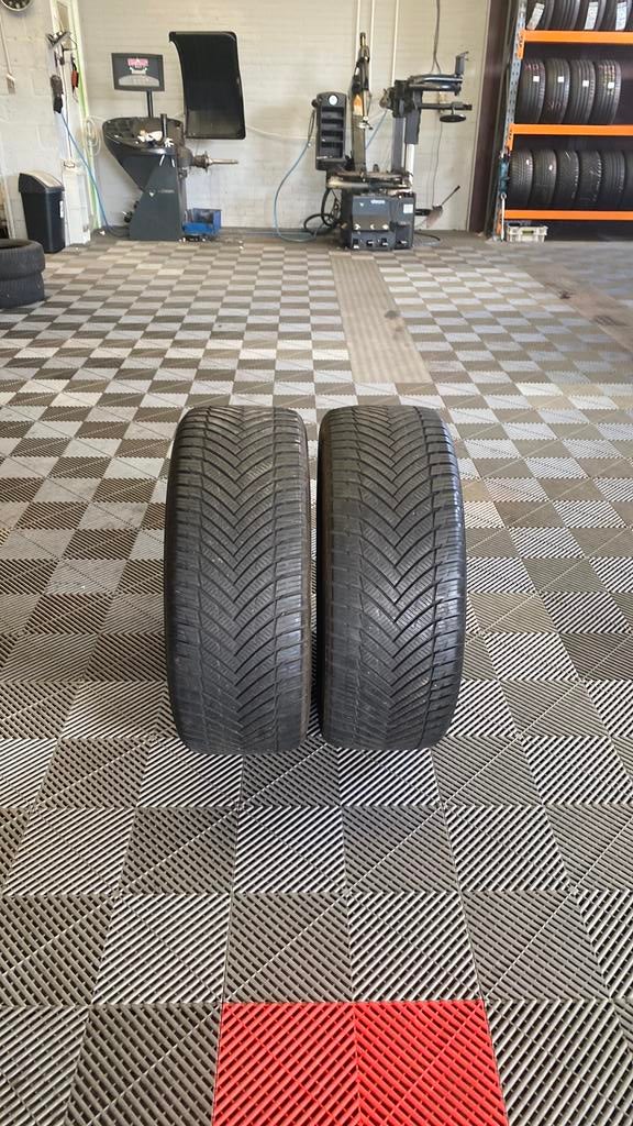 255/45/19 merk Imperial all sesoen gebruikde per stuk 80 eur, Ophalen