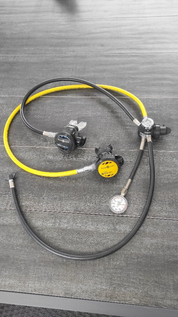 Régulateur Aqualung Titan DIN 200 + 300 bar, Enlèvement ou Envoi, Utilisé, Autres types