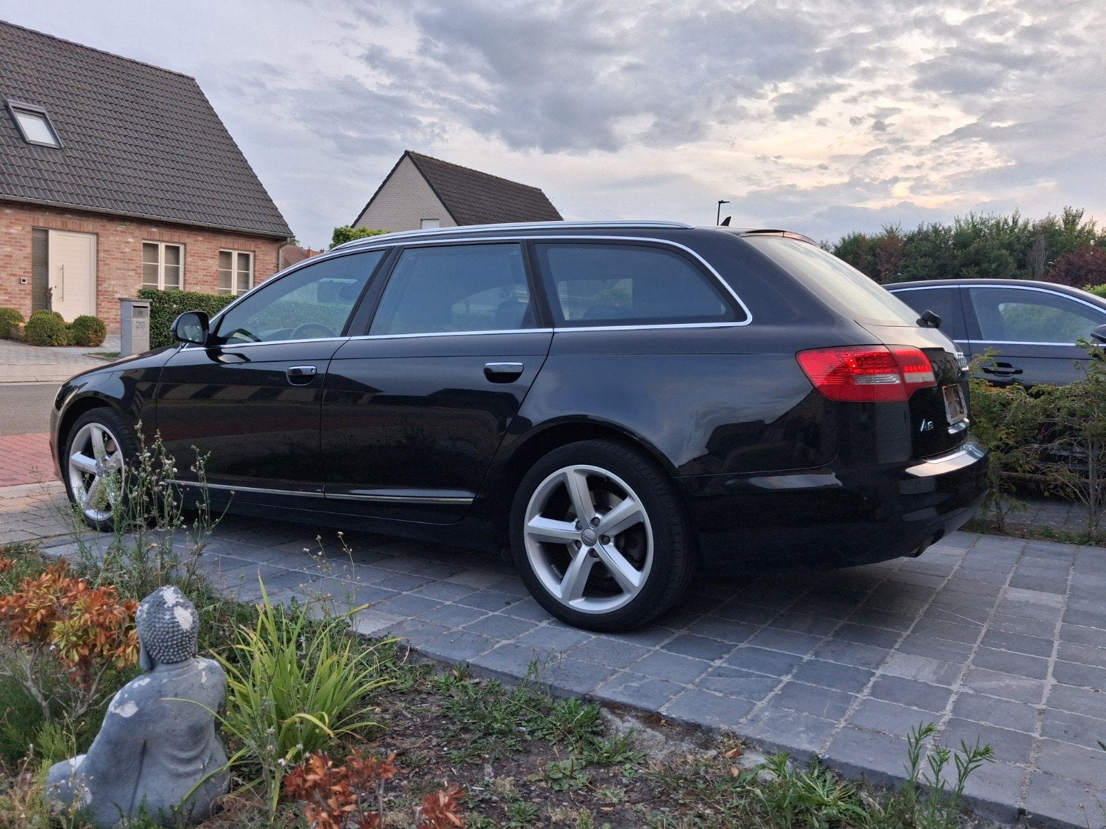 Audi A6 2.0Tdi, 1ère propr, Euro 5, 189 000 km, état uniqu, Autos, Cuir, Euro 5, Boîte manuelle, Noir