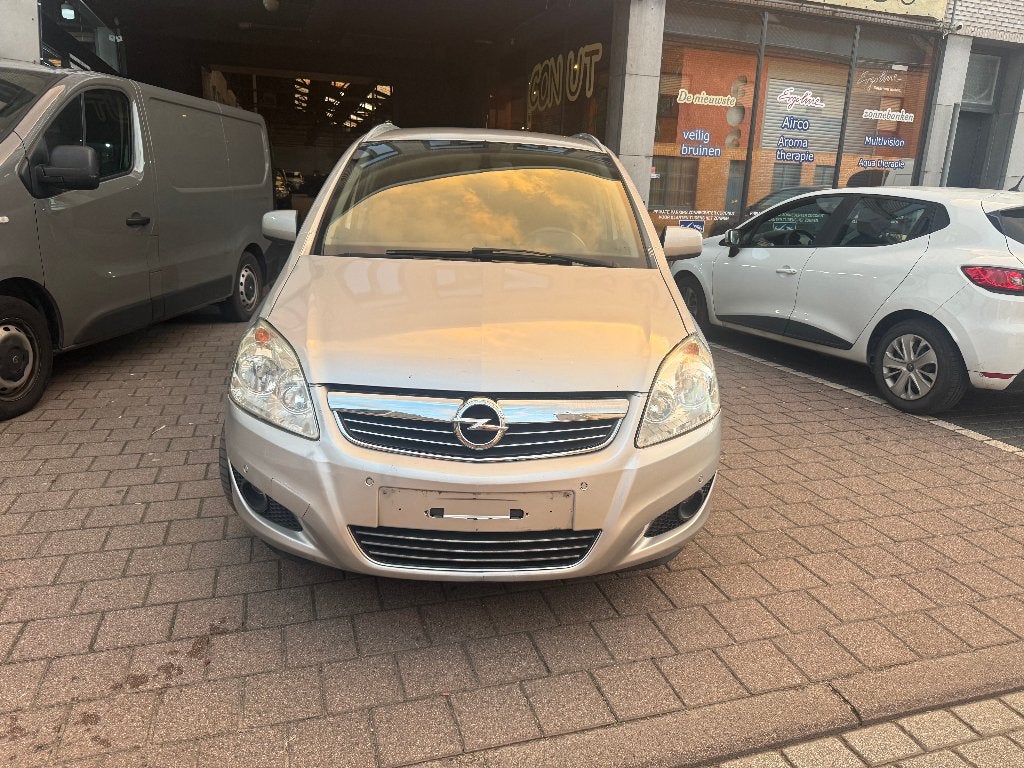 Opel Zafira 1.7 CDTi Eco FLEX Cosmo Euro 6 7 places, Autos, Argent ou Gris, Achat, Euro 6, Entreprise