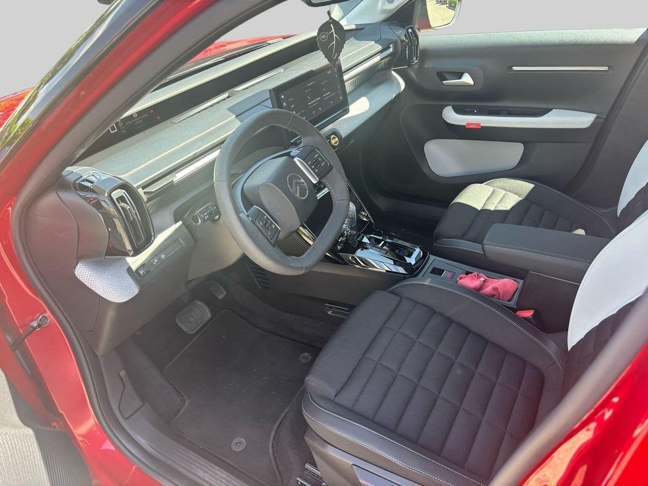 Citroën C3 Aircross Hybride 136 ëDCS6 MAX, Autos, Citroën, 1250 kg, Entreprise, Boîte manuelle, 136 ch