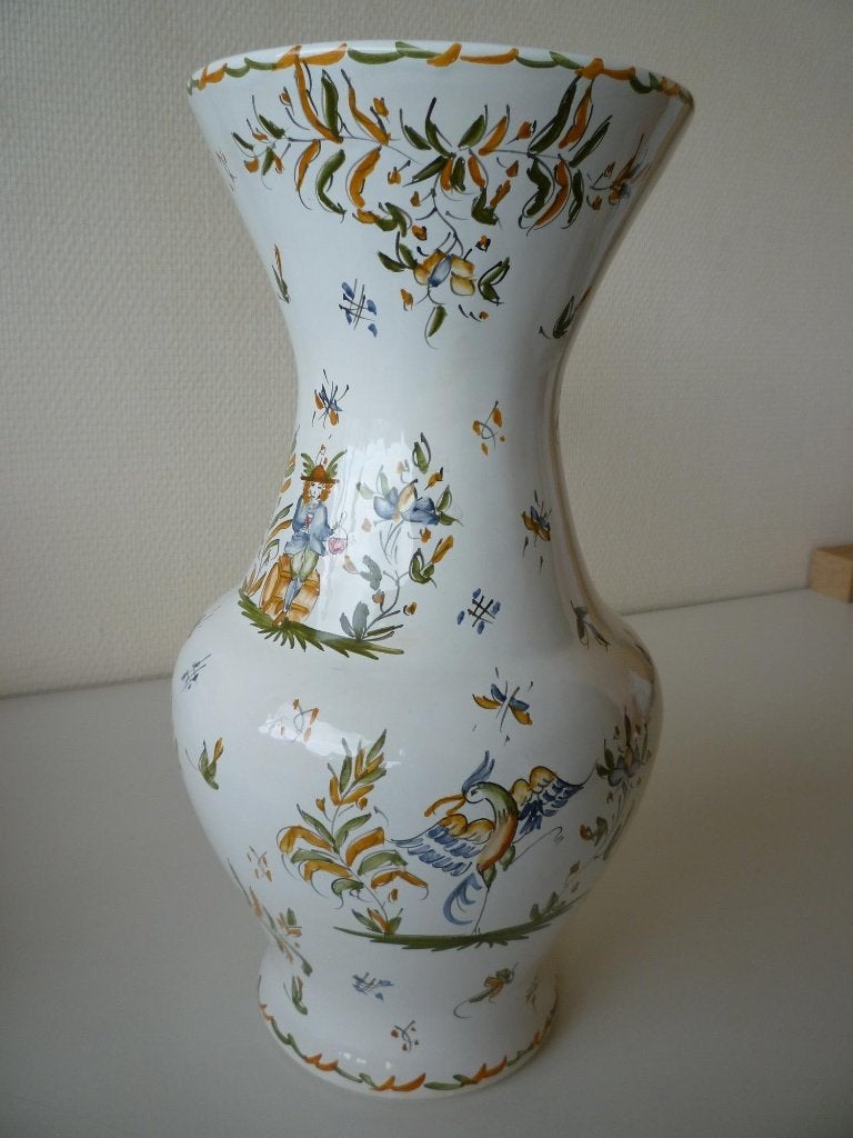 Vase en faïence de Moustiers, Enlèvement ou Envoi
