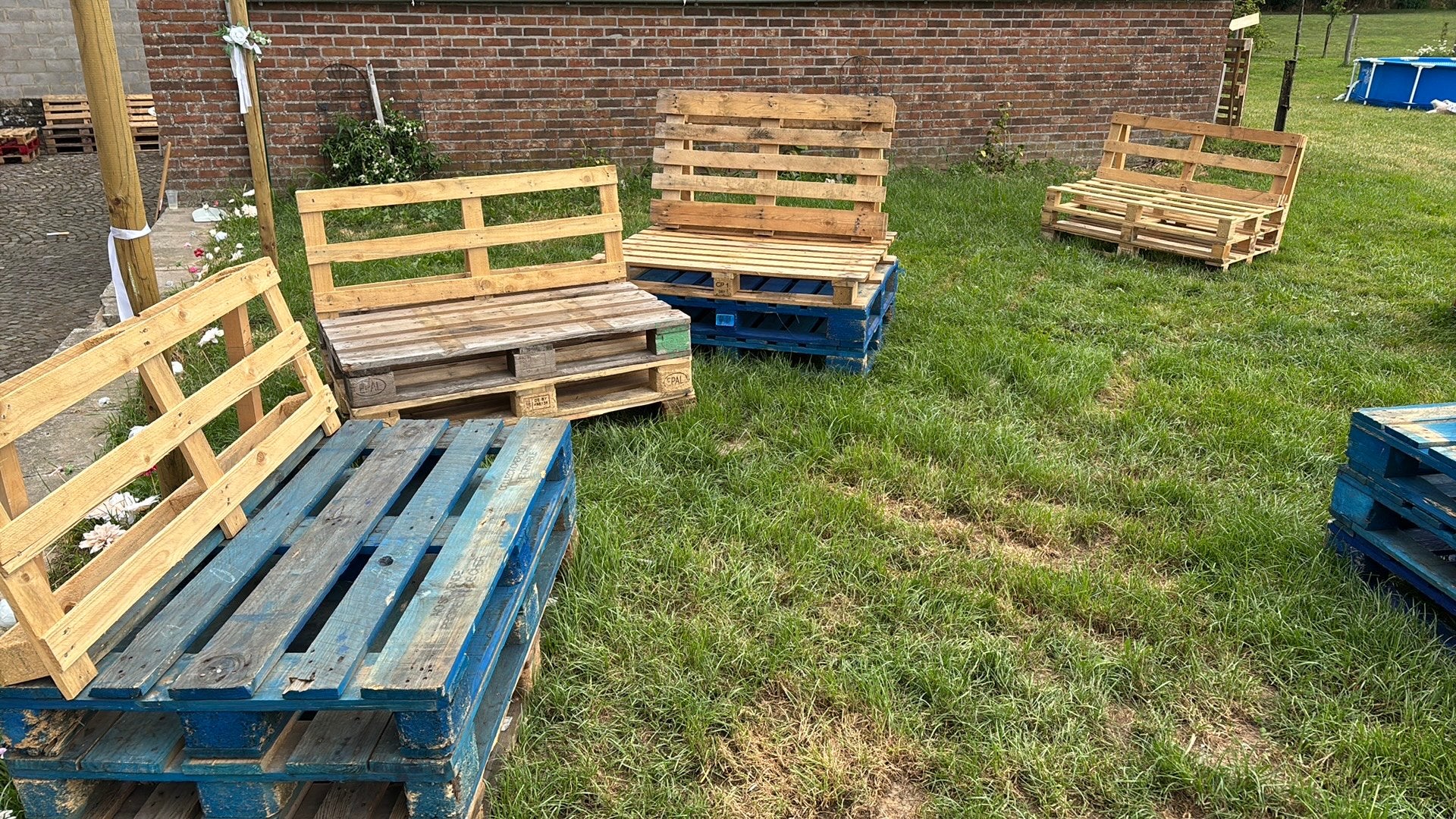 Fauteuil de jardin en palettes + coussins, Enlèvement