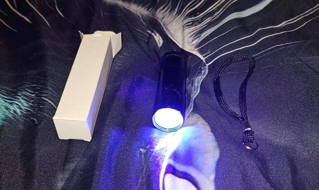 UV lampje verkeerd aan gekocht voor hobby nieuw, Ophalen, Zwart, Nieuw, Accessoires