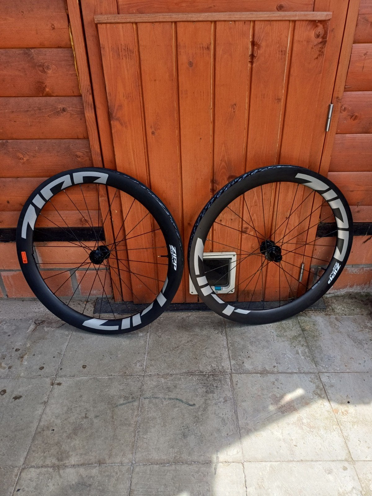 Zipp 303 xplr s wielset, Ophalen