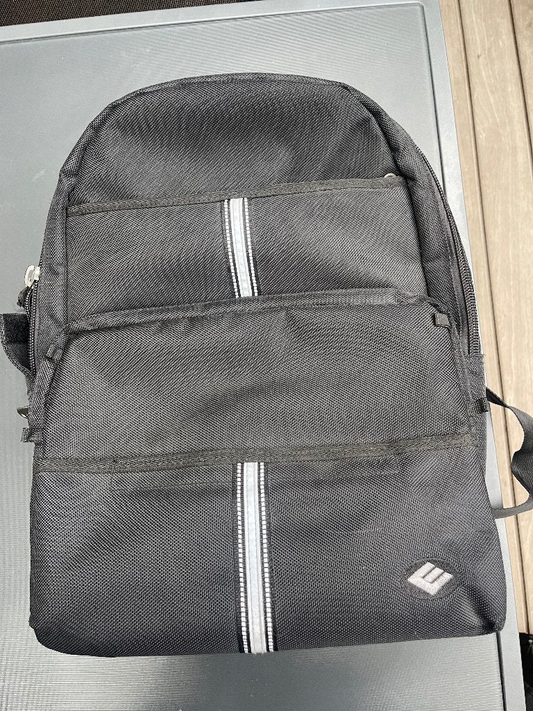 Backpack, Handtassen en Accessoires, Tassen | Rugtassen, 25 tot 40 cm, Ophalen of Verzenden, Zo goed als nieuw, Waterdicht