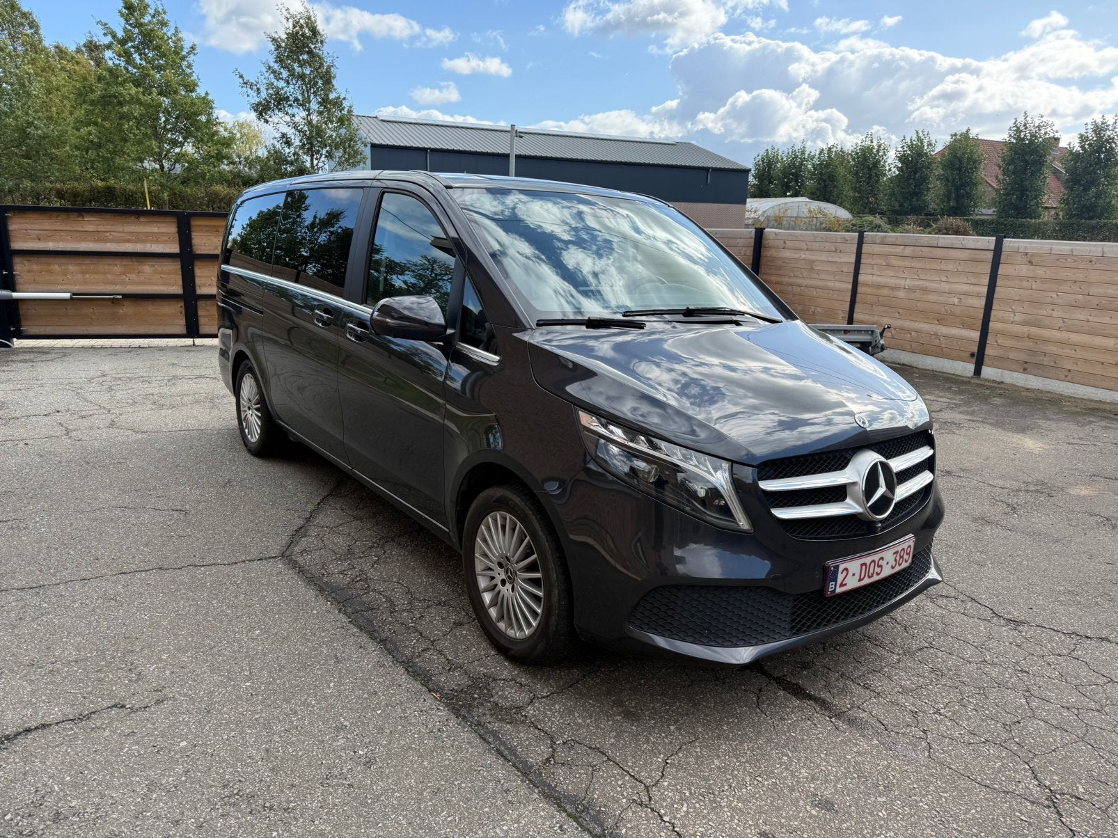 V klasse avant garde, Autos, Cuir, Argent ou Gris, Euro 6, 2500 kg