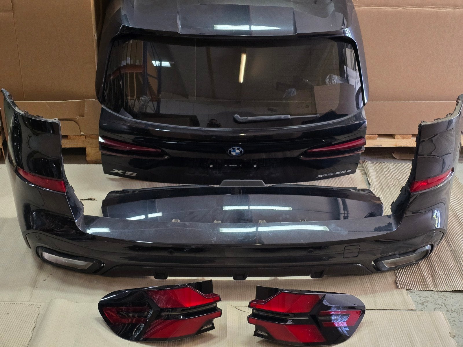 Feux arrière, pare-chocs arrière, hayon, origine BMW X5 G05, Autos : Pièces & Accessoires, Enlèvement, BMW, Haillon arrière