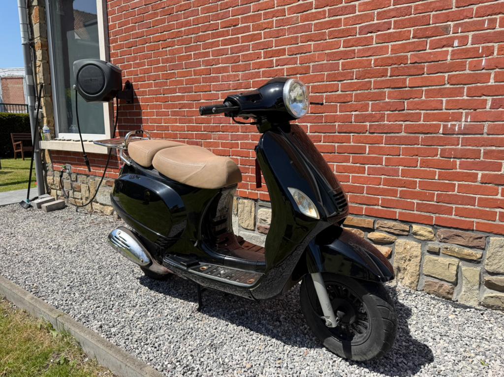 Neco Azzuro | A-Klasse Met slechts 5.000km | Goede staat, Vélos & Vélomoteurs, Scooters | Marques Autre, Enlèvement