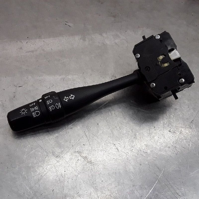 INTERRUPTEUR D'ECLAIRAGE Almera Tino (V10M) (|36852B15F0|), Utilisé, Nissan
