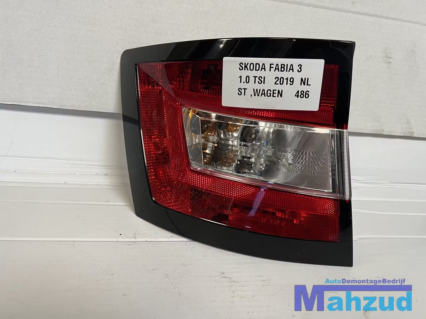 SKODA FABIA 3 stationwagen combi links achterlicht 2014-2021, Tr. Vaclava Klementa 869
293 01  Mlada Boleslav, CZ, Skoda, Skoda Auto a.s.
