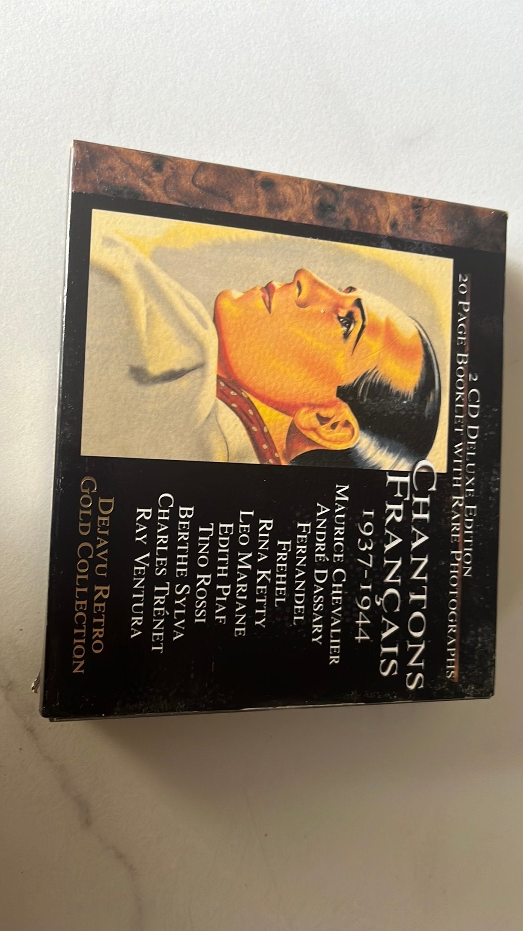 Een 2 delige cd van Chantons Français, Boeken, Science fiction, Ophalen of Verzenden, Zo goed als nieuw