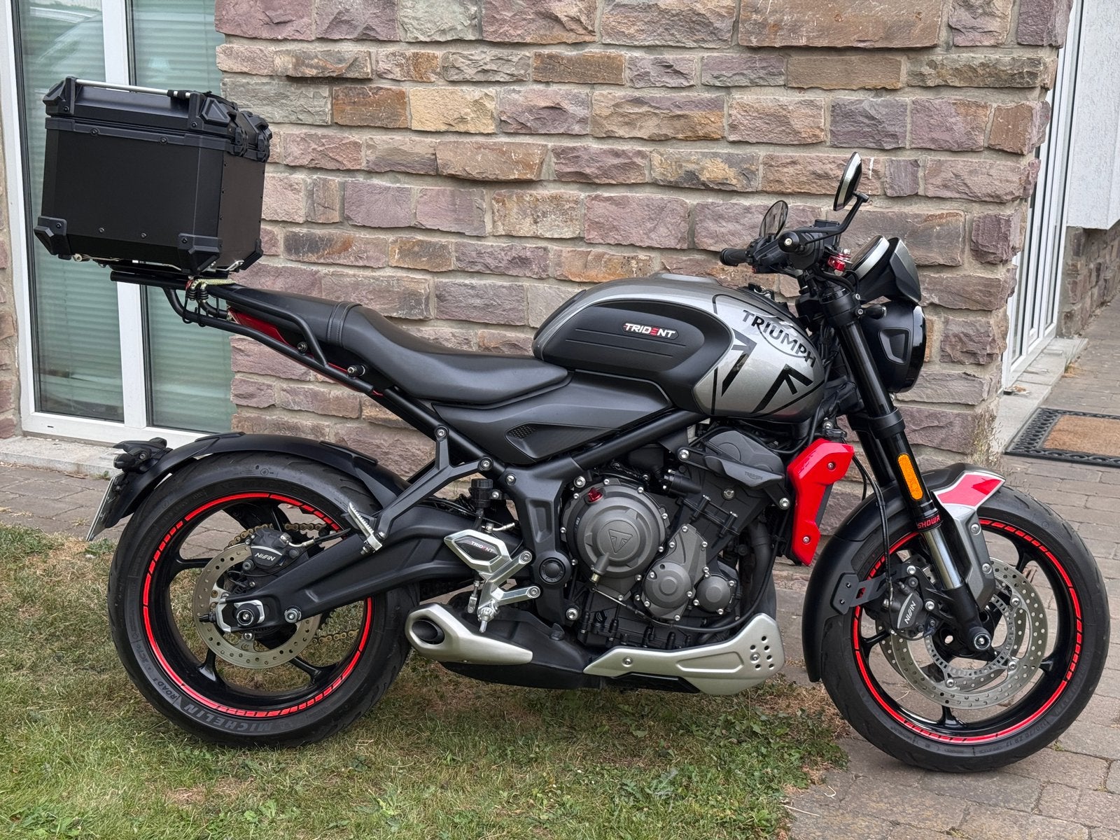Triupmh Trident 660 impeccable, Motoren, Motoren | Triumph, Particulier, Quickshifter
