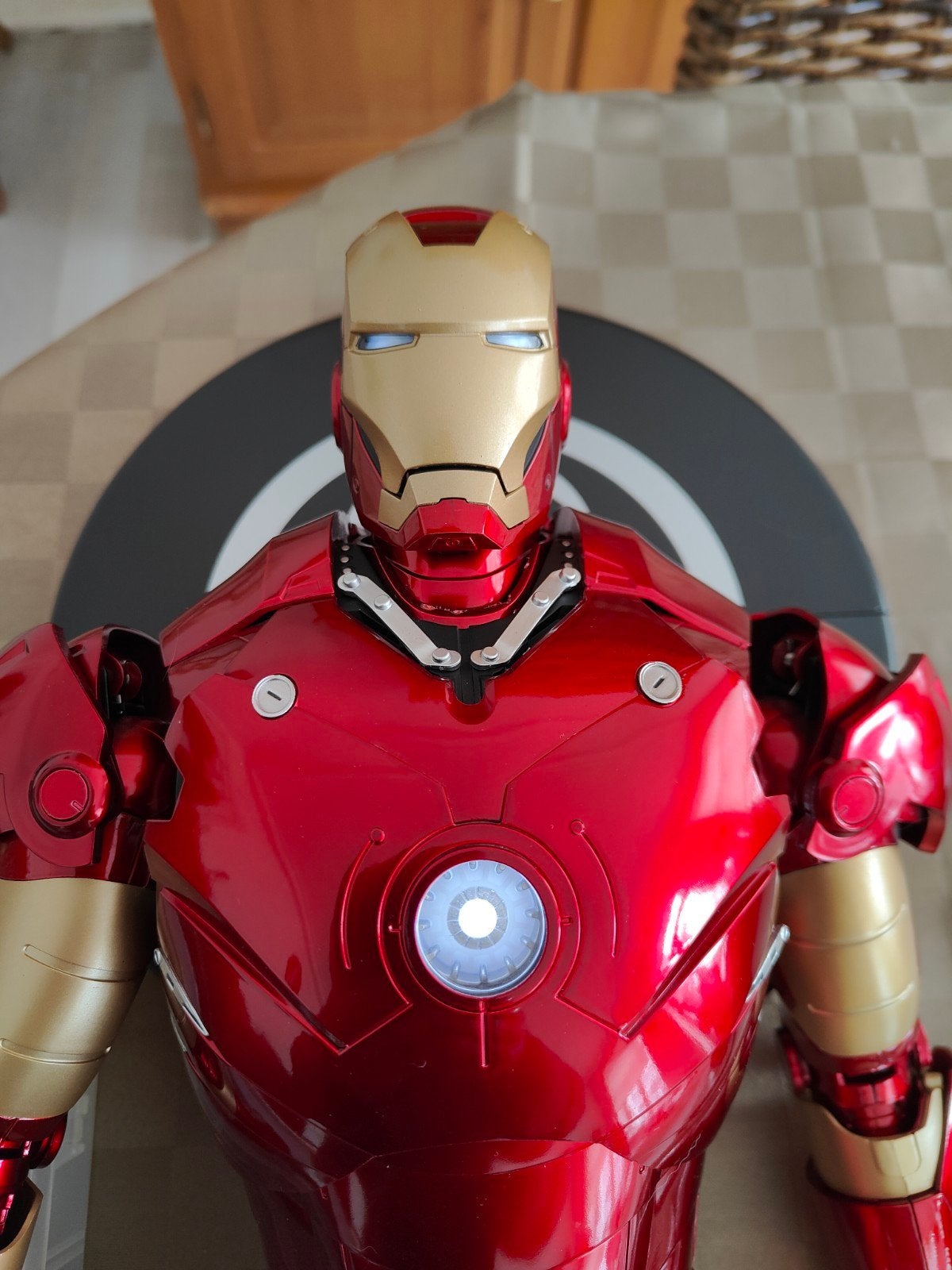 figurine Iron man ,60 cm ,5kg., Verzamelen, Ophalen, Zo goed als nieuw