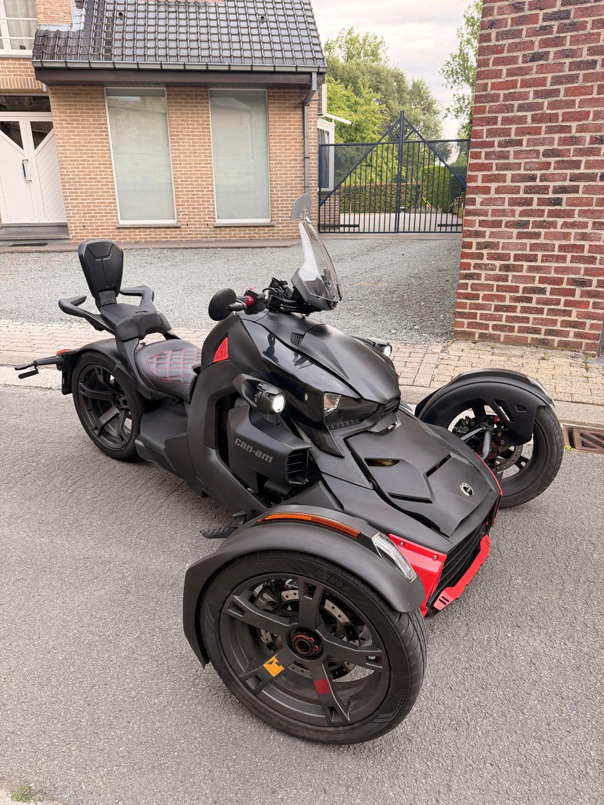Can-Am Ryker 900 ACE 2019 avec 17.000 km, Motos