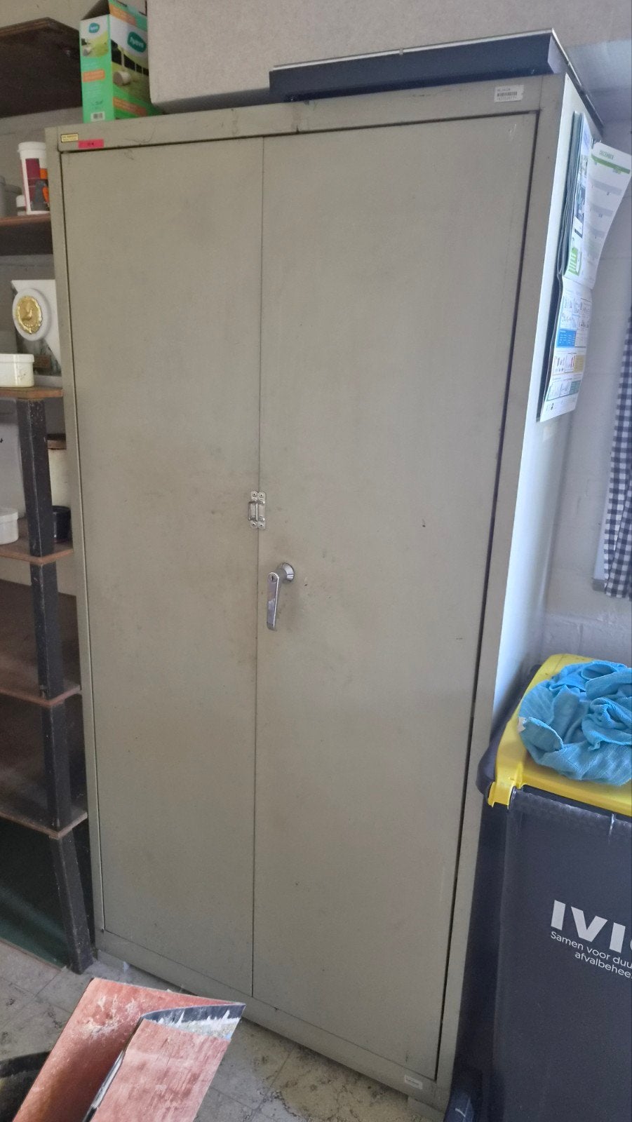 Stevige Metalen Archiefkast / Werkplaatskast / Magazijnkast, Ophalen, Gebruikt, Meerdere deuren, 50 tot 100 cm