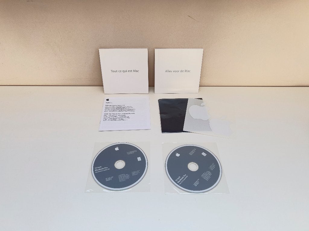 Mac OS X 10.6.3 Apple MacBook Pro 13" dvd-installatiekit, 256 GB, 2 tot 3 Ghz, 13 inch, Nieuw