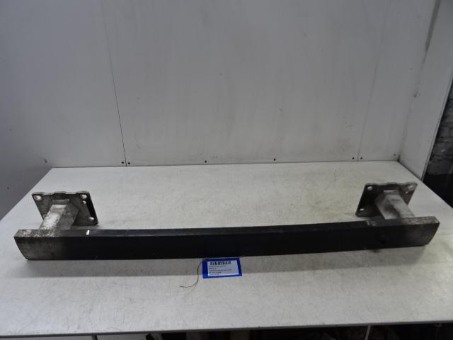 RENFORT PARE CHOC AVANT (TRAVERSE) Peugeot 307 SW (3H), Utilisé, Peugeot