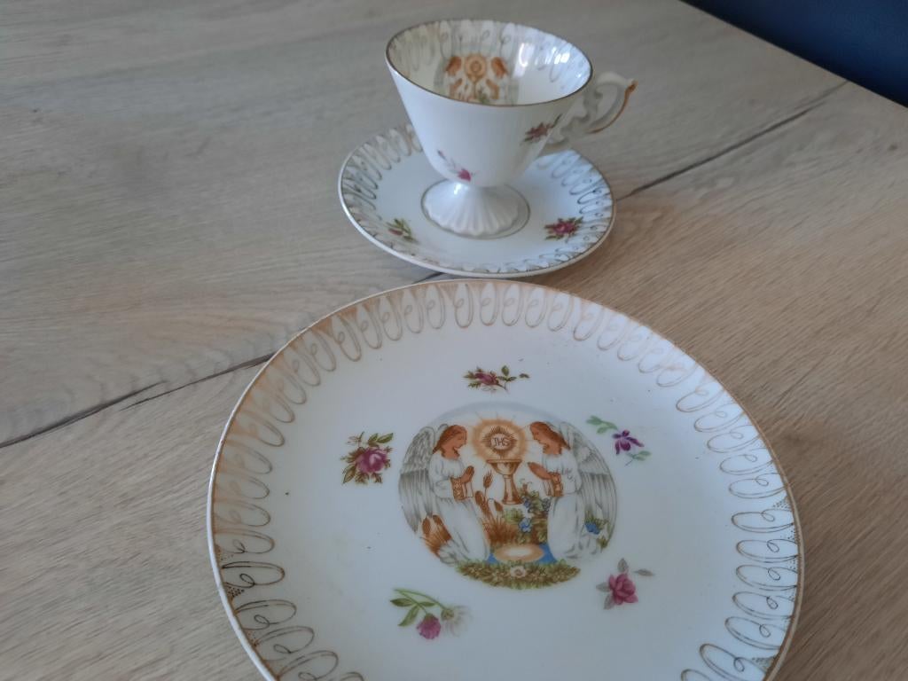 Antiek porselein communie setje 3 delig, Ophalen