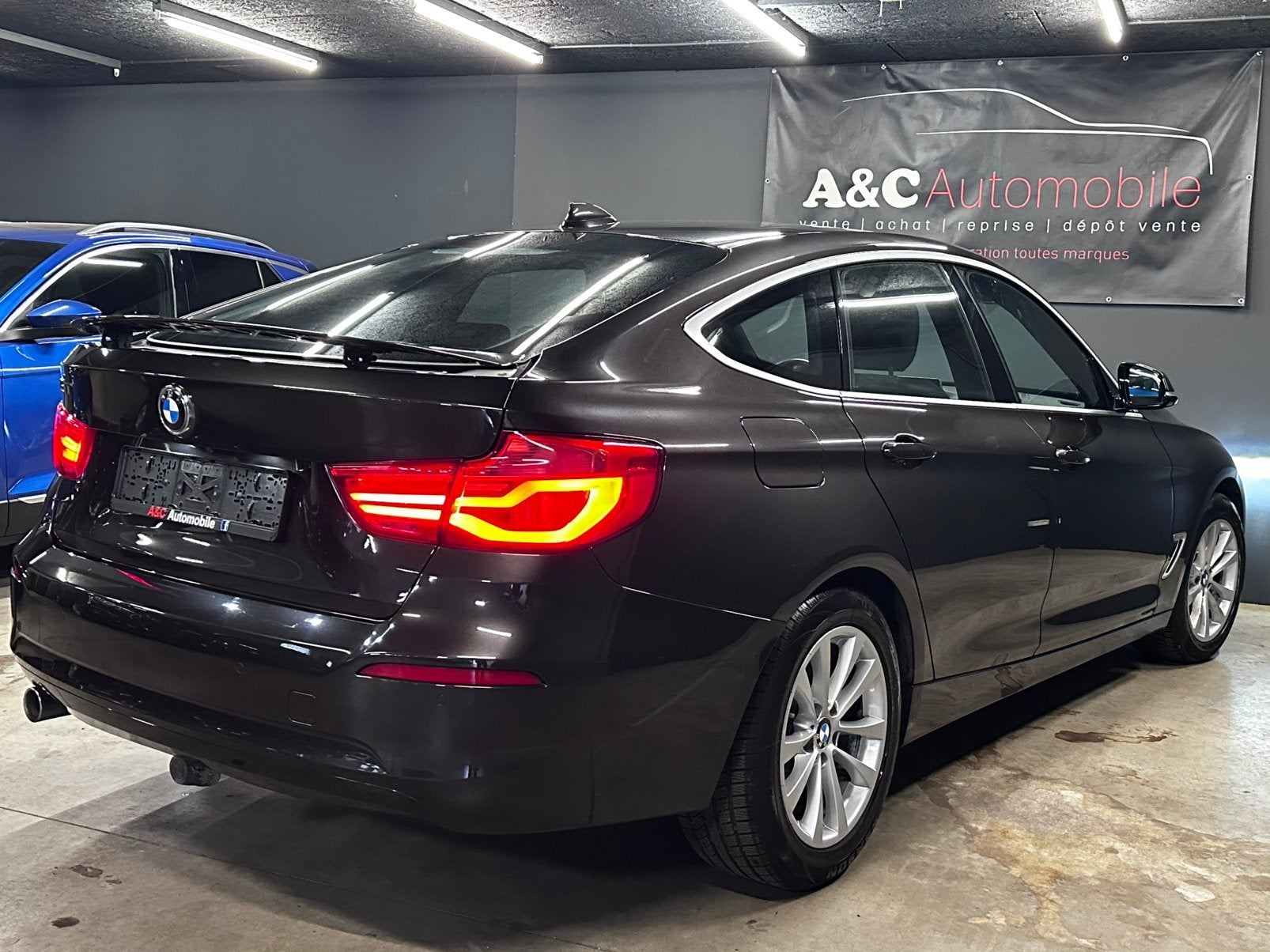 Bmw 318D GT 2017 150 ch Automatique, Autos, Cuir, Achat, Entreprise, Noir