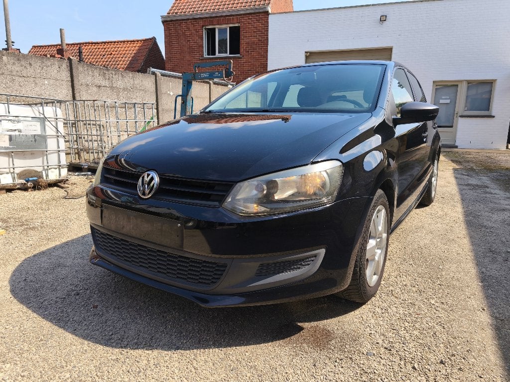 VW Polo 6R 1.2i benzine EURO 5 120dkm, Auto's, Volkswagen, Euro 5, Stof, Zwart, Zwart