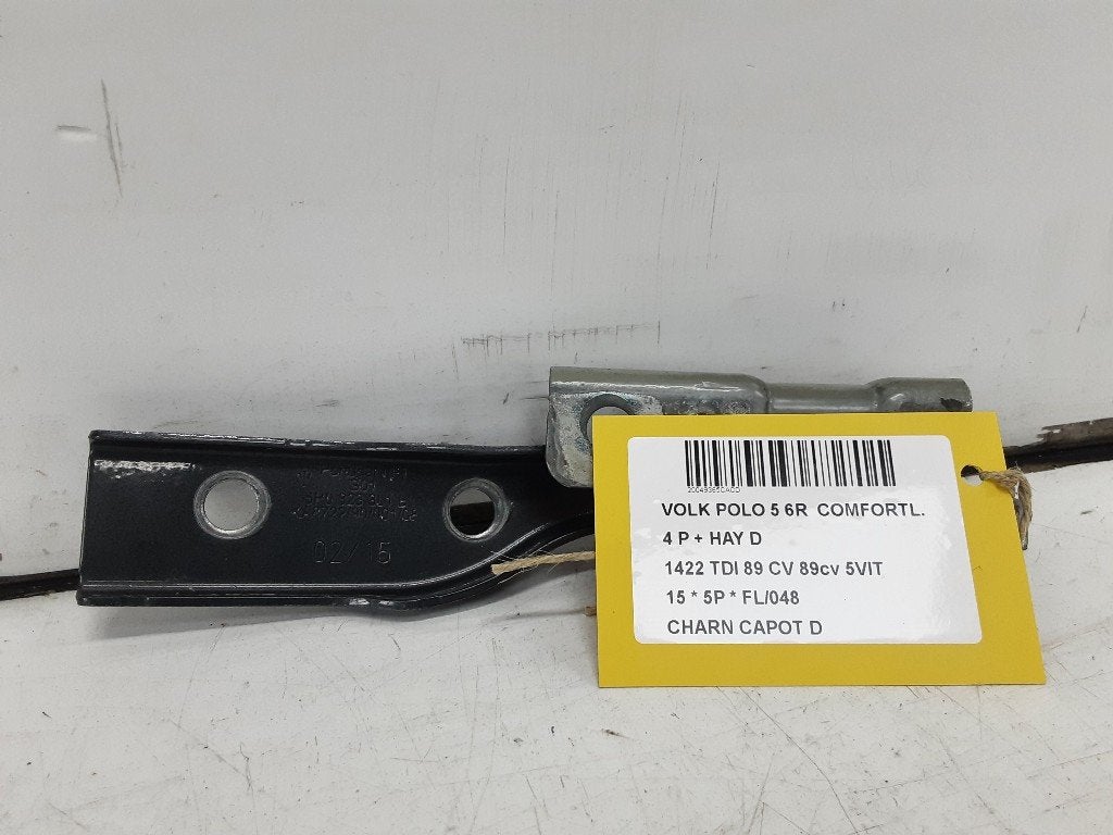 CHARNIERE DE CAPOT DROIT Polo V (6R) (6R0823301B), Autos : Pièces & Accessoires, Volkswagen, Volkswagen AG, Utilisé, Kundenbetreuung@volkswagen.de