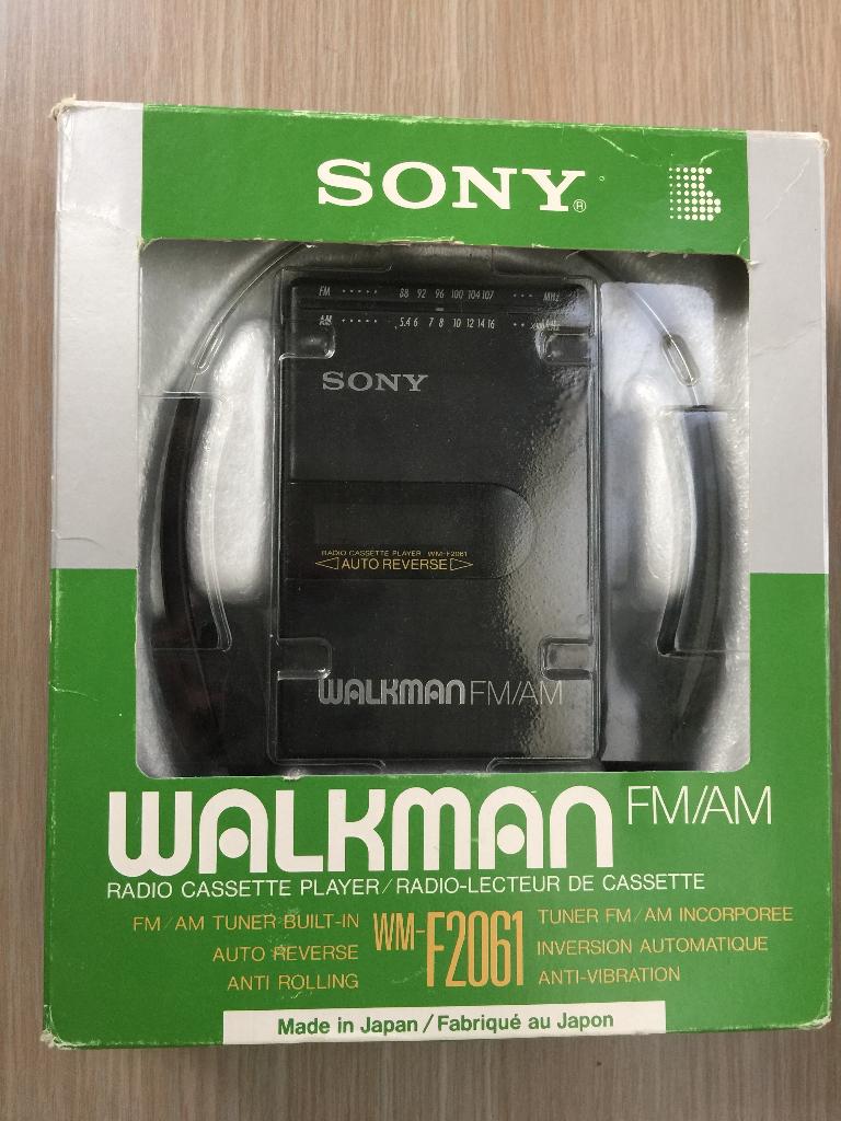 Sony vintage Walkman nieuw in de doos, Audio, Tv en Foto, Walkmans, Discmans en Minidiscspelers, Ophalen, Walkman