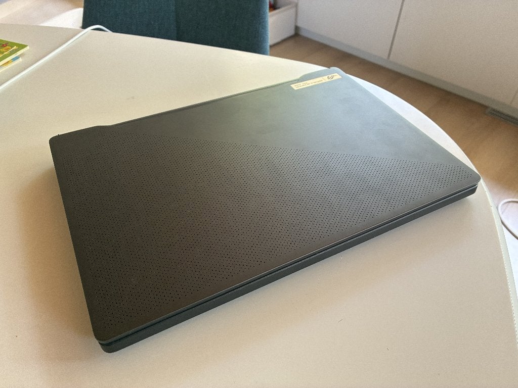 ASUS ROG Zephyrus G14, Informatique & Logiciels, Ordinateurs portables Windows, Asus, 32 GB, 14 pouces, AMD Ryzen 9 5900HS