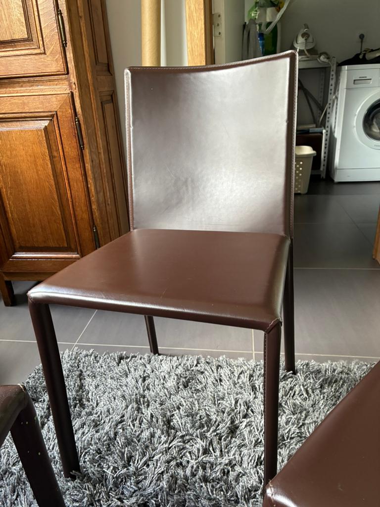 4 chaises de salle a manger brune en cuir, Maison & Meubles, Comme neuf, Brun, Enlèvement, Cuir