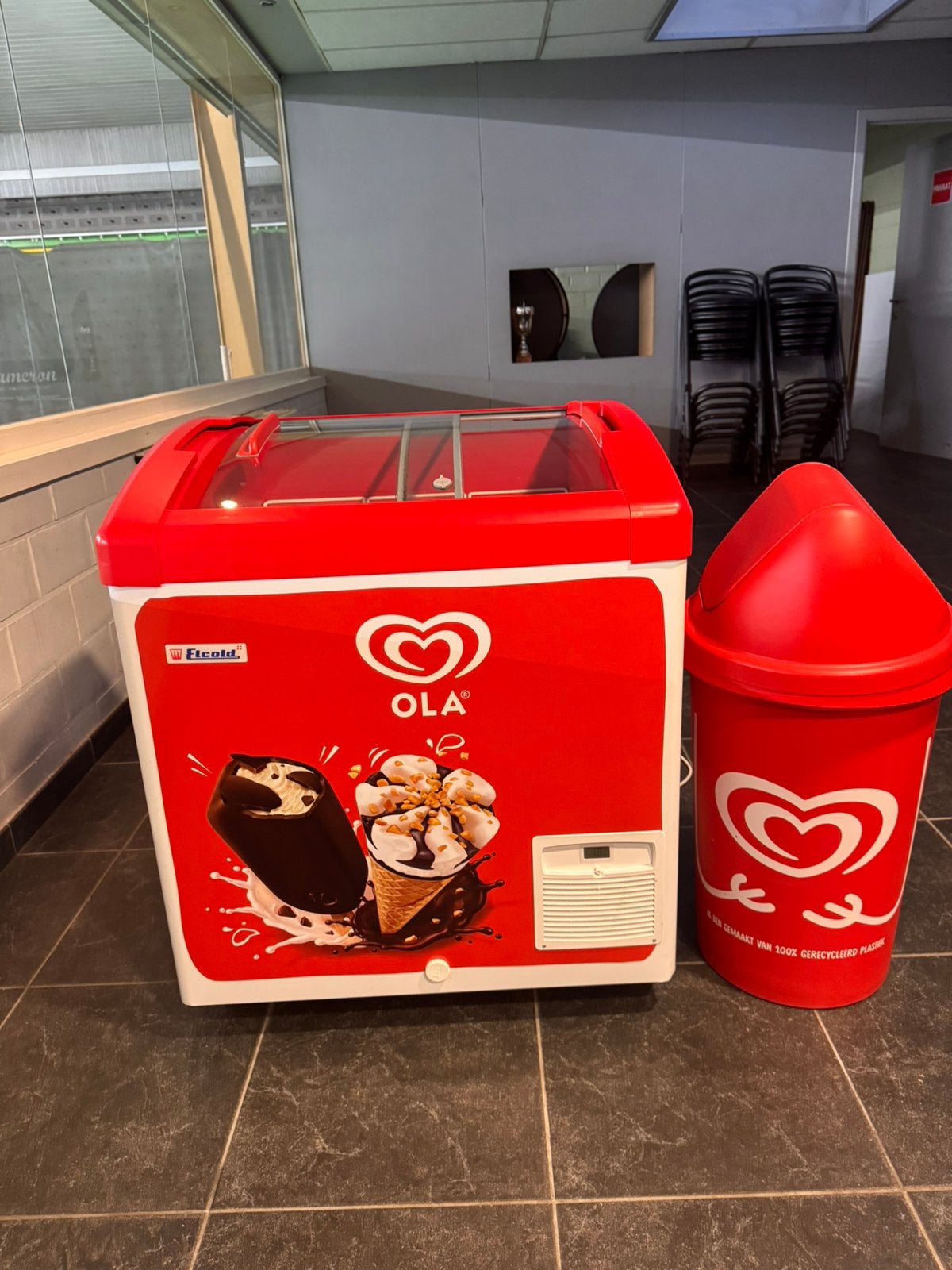 Ola ijsjes diepvriezer NIEUWSTAAT!, Ophalen, Zo goed als nieuw