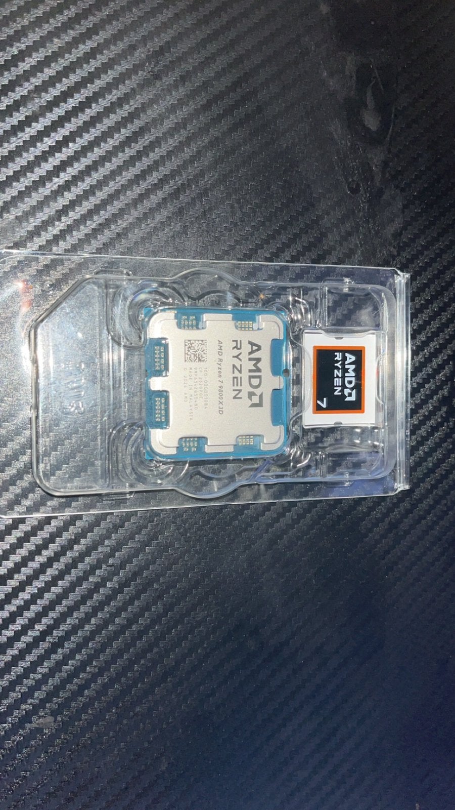 AMD Ryzen 7 9800 X 3D, Computers en Software, Processors, Ophalen, Nieuw, 8-core, 4 Ghz of meer