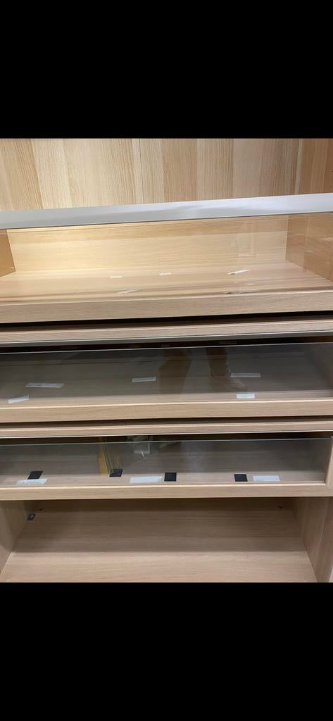 Ikea kast, Ophalen, Zo goed als nieuw