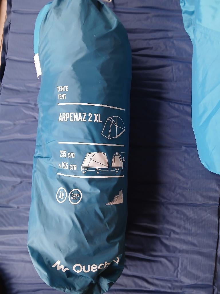 Tent voor 2 personen met 2 slaapmatten, Ophalen, Zo goed als nieuw, Tot en met 2