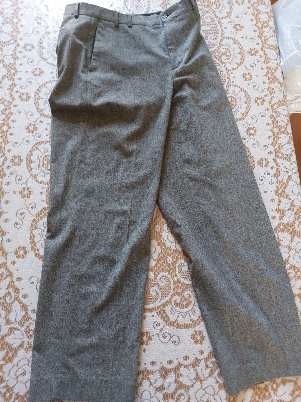 Pantalon grix homme Zara taille M, Enlèvement