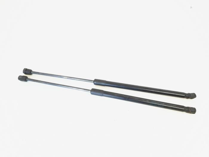 Set Gasdempers Achterklep van een Volkswagen Golf, Auto-onderdelen, Interieur en Bekleding, Gebruikt, -, Volkswagen, -