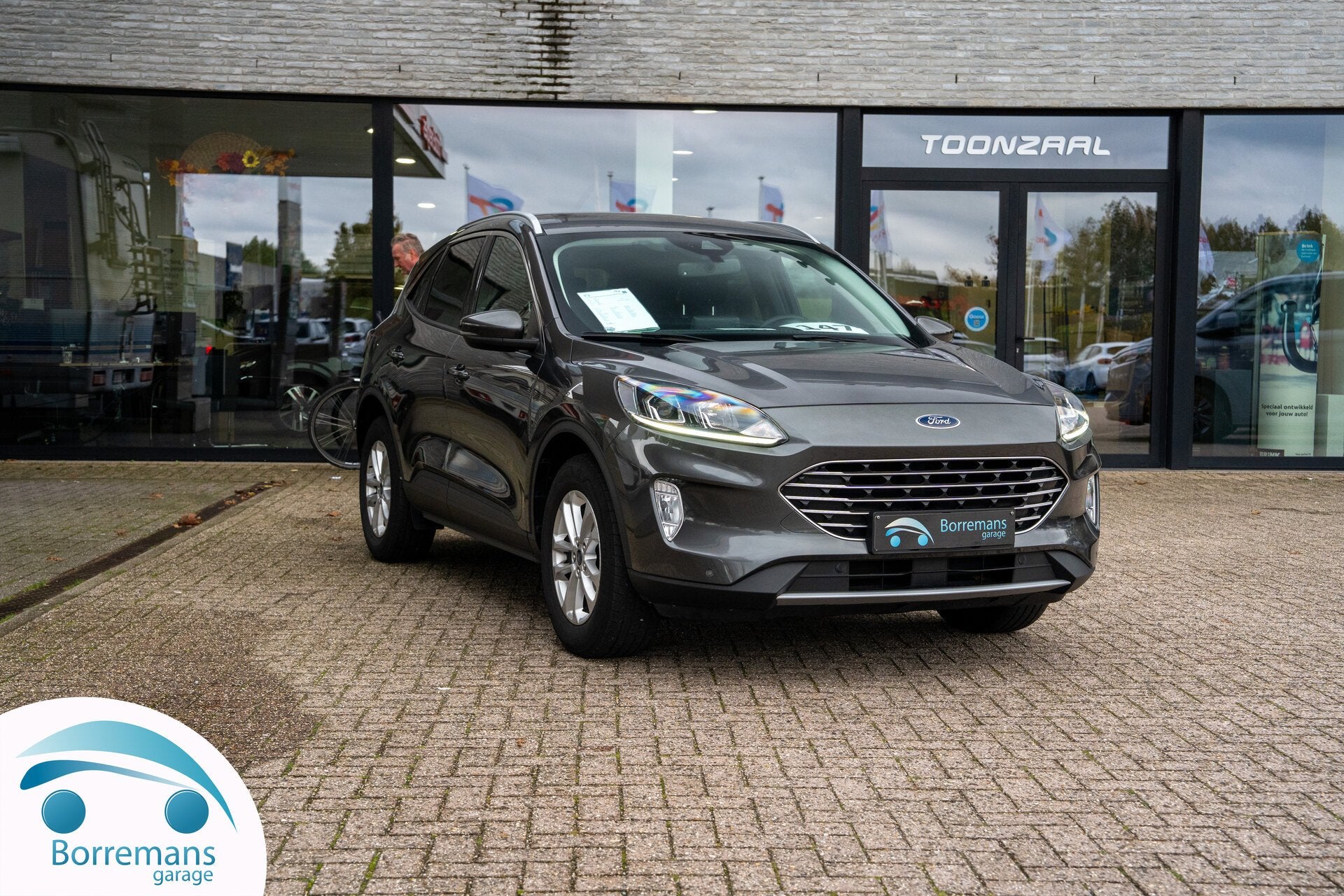 Ford Kuga 2.5 Titanium Hybride Automaat | Camera | Trekhaak, Auto's, 0 min, 0 kg, Adaptive Cruise Control, Bedrijf