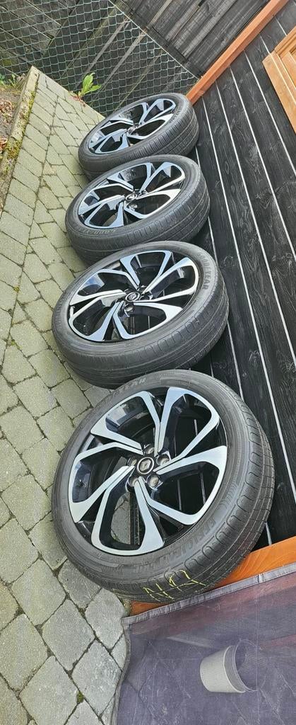 Renault scenic bose velgen en banden, Auto-onderdelen, Banden en Velgen, Ophalen, Band(en)