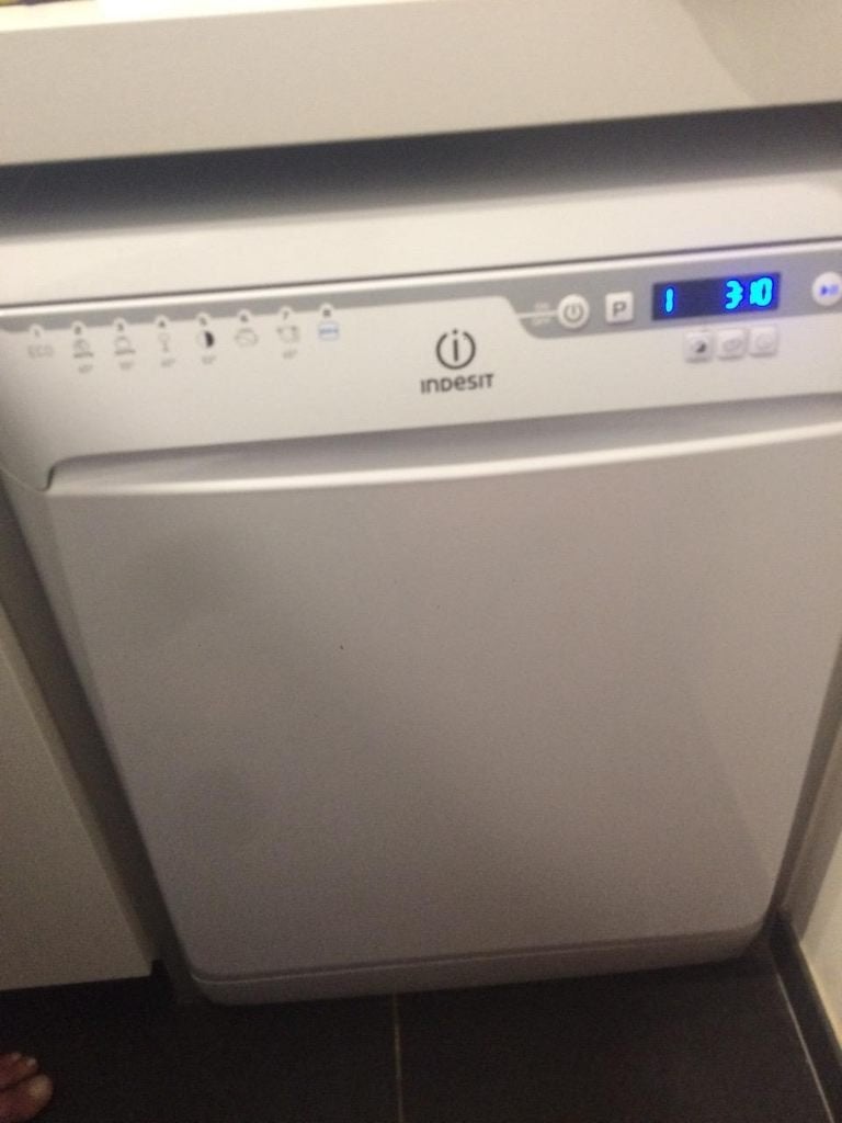 Lave-vaisselle Indesit, Electroménager, Enlèvement, Utilisé, Moins de 85 cm, Autoportant