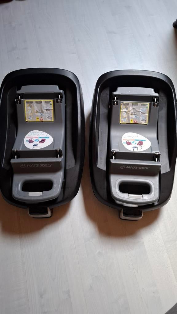 2 x maxi cosi family fix ( base ) te koop, Ophalen, Gebruikt, Maxi-Cosi, Isofix