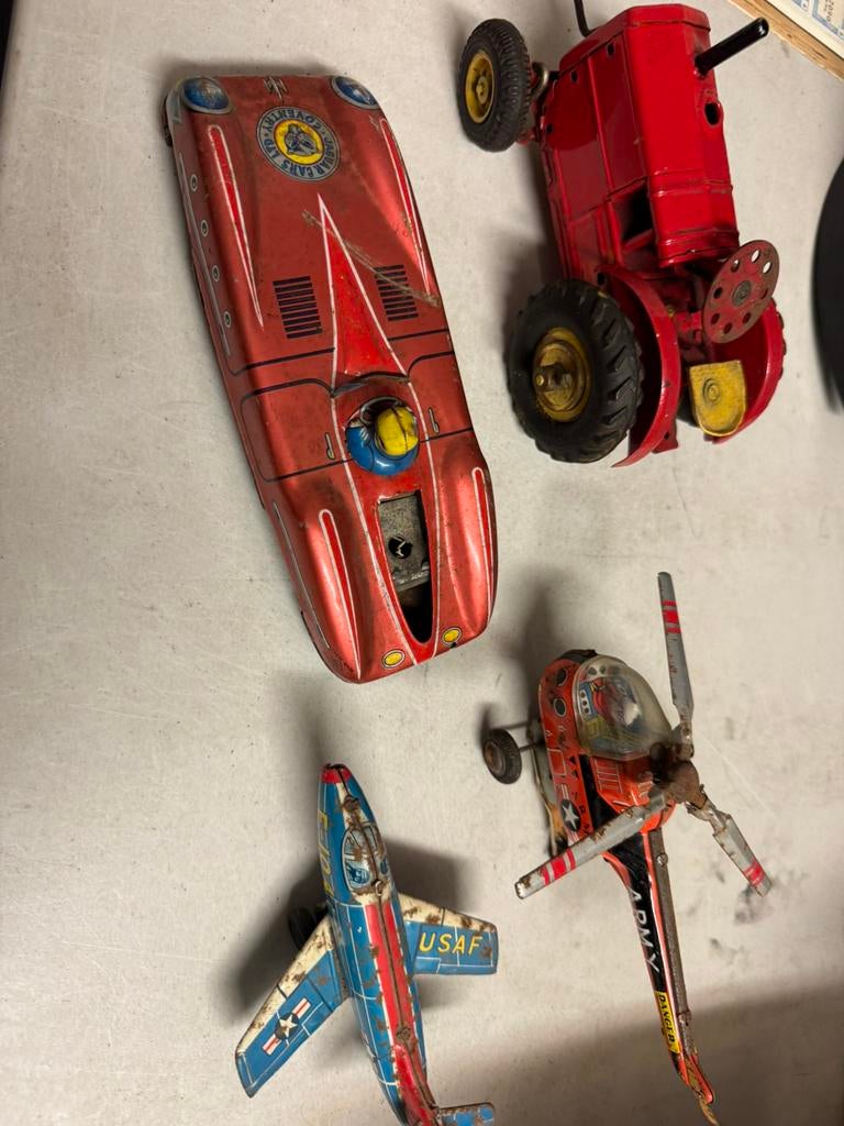 Ancien jouets, Enlèvement ou Envoi