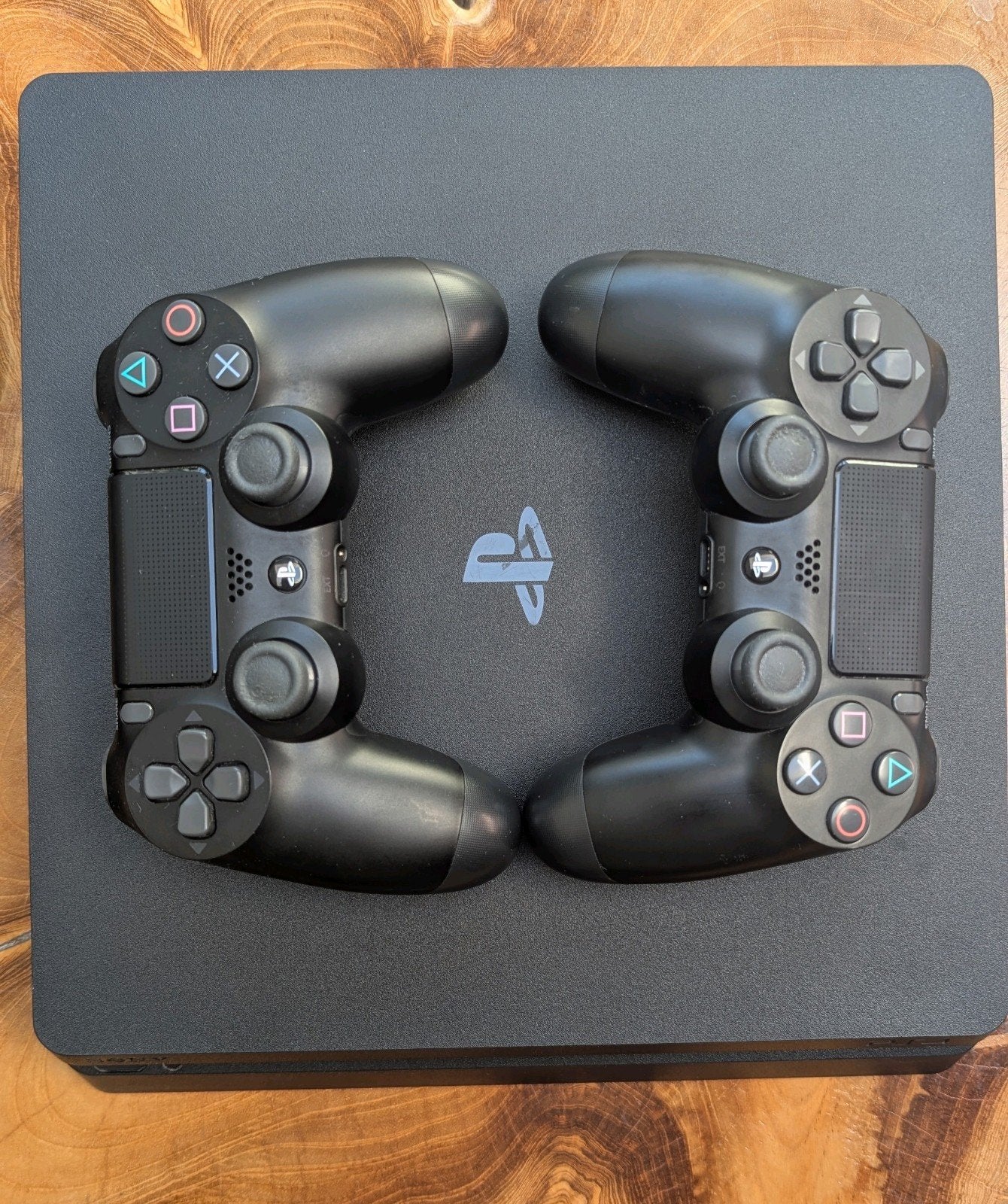 Playstation 4 Slim, incl. 2 controllers en 3 games, 500 GB, Comme neuf, Enlèvement, Avec jeux