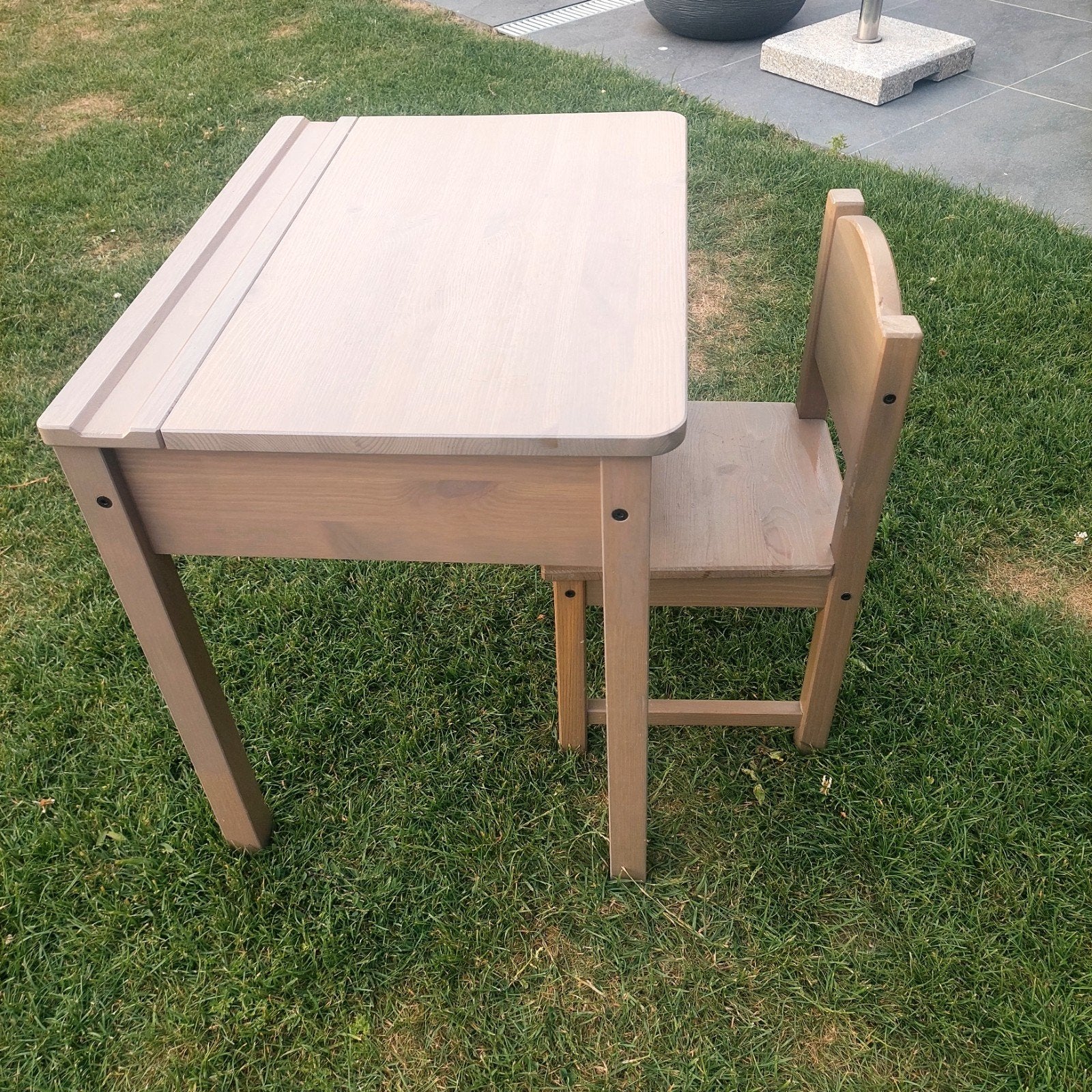 kinderbureau met stoeltje, lessenaar, Enfants & Bébés, Chambre d'enfant | Tables & Chaises, Enlèvement