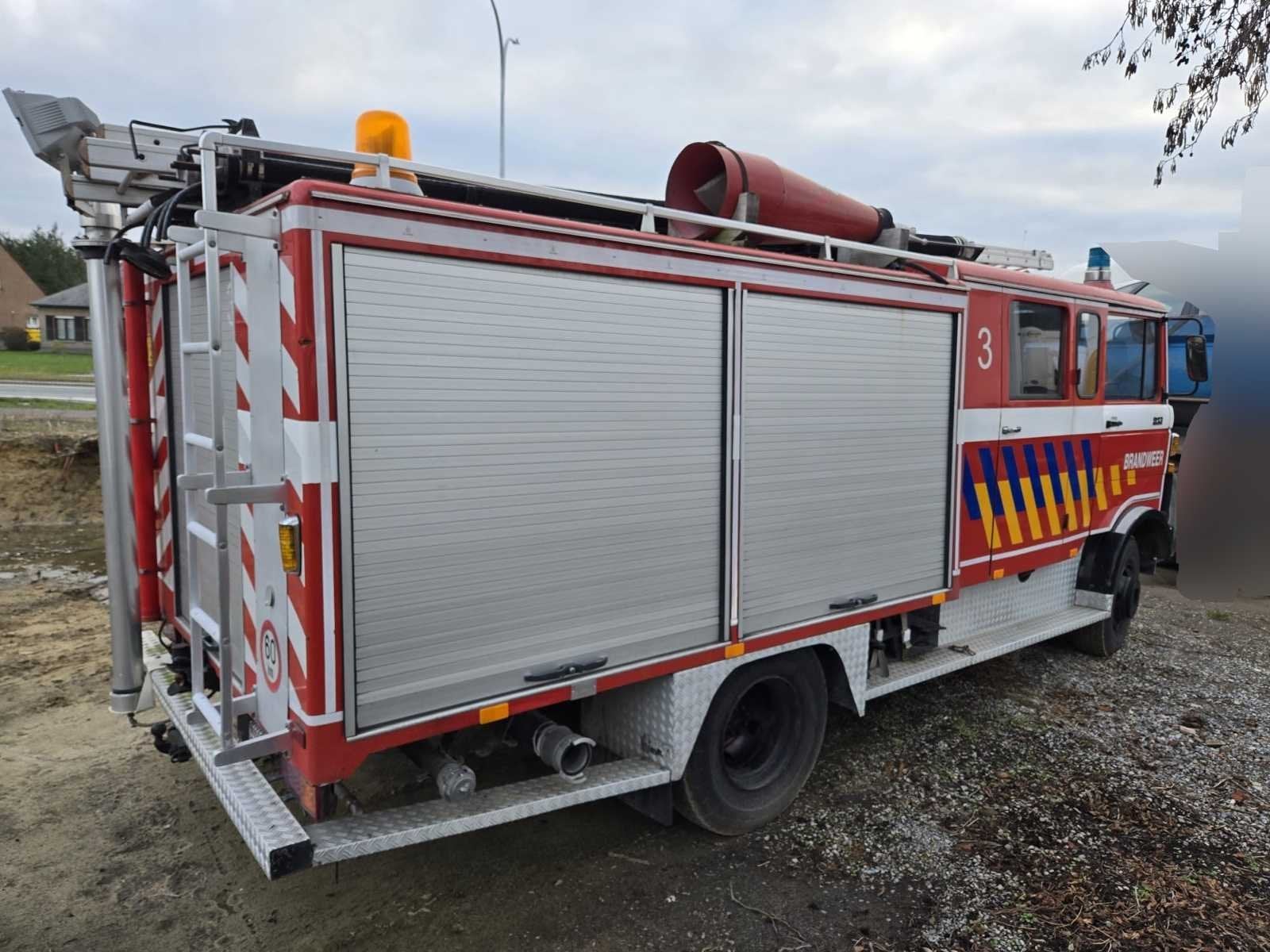 Mercedes-Benz 913 camion de pompiers 1979 - fonctionnel, Autos, Achat, Entreprise, Autres carburants, Mercedes-Benz